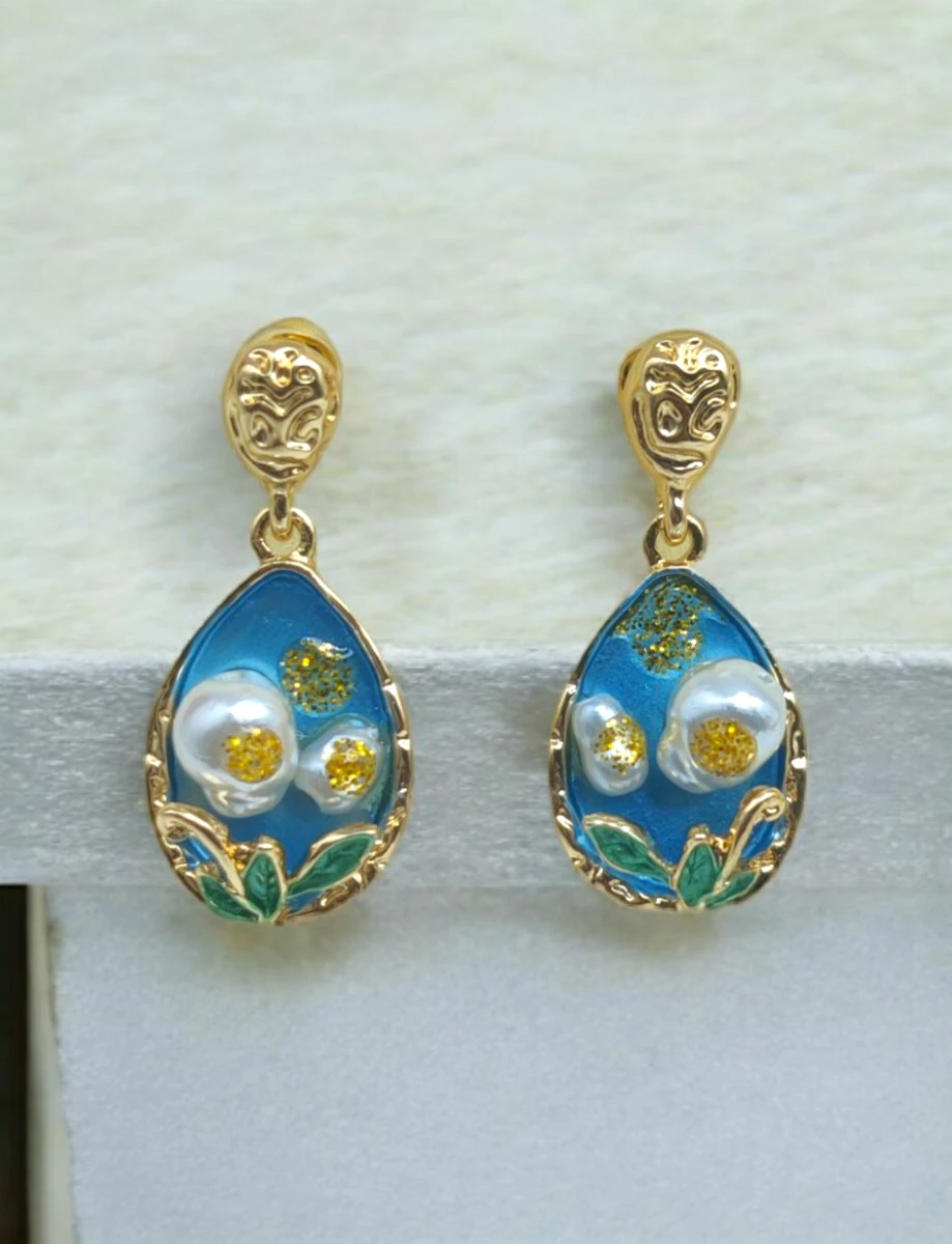 Earring