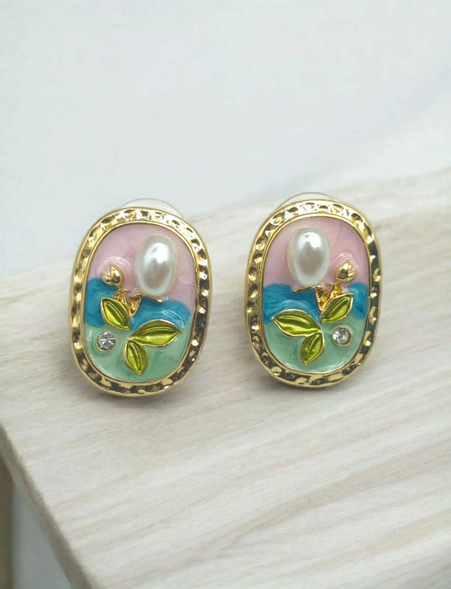 Earring