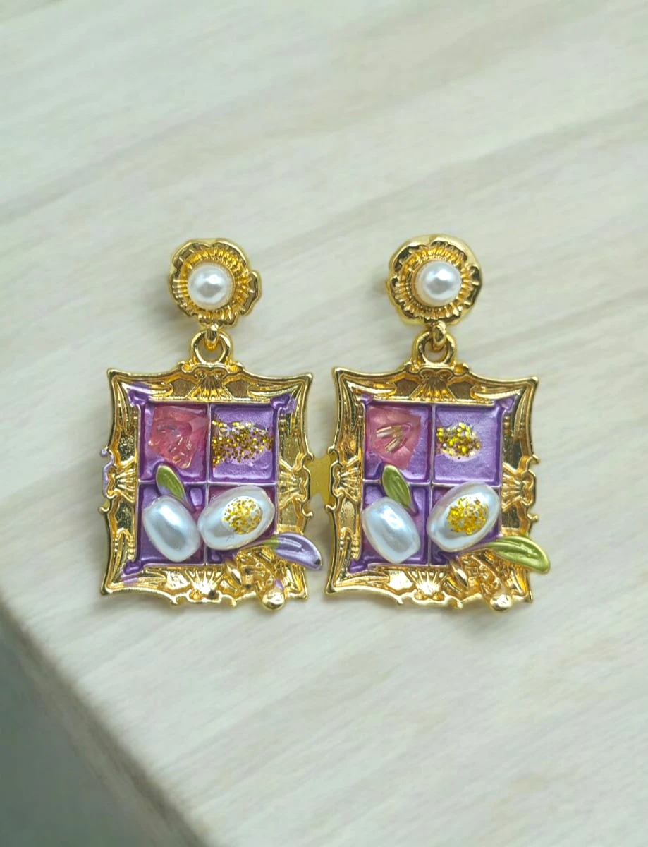 Earring