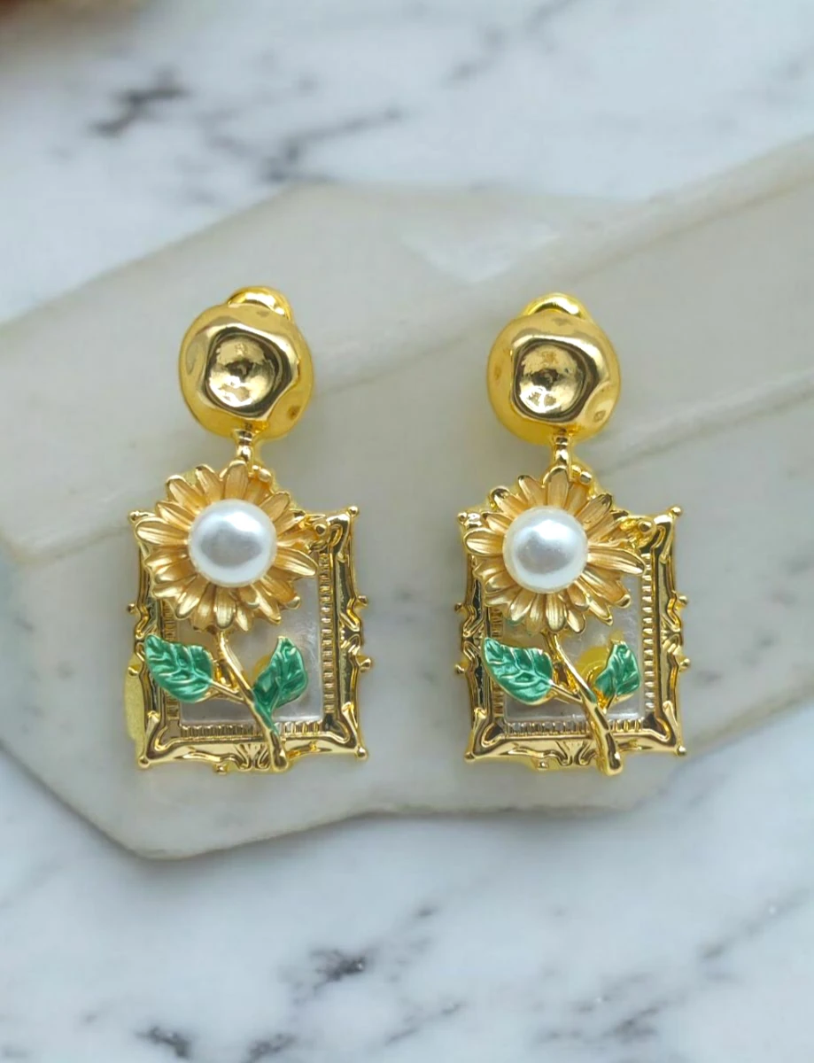 Earring
