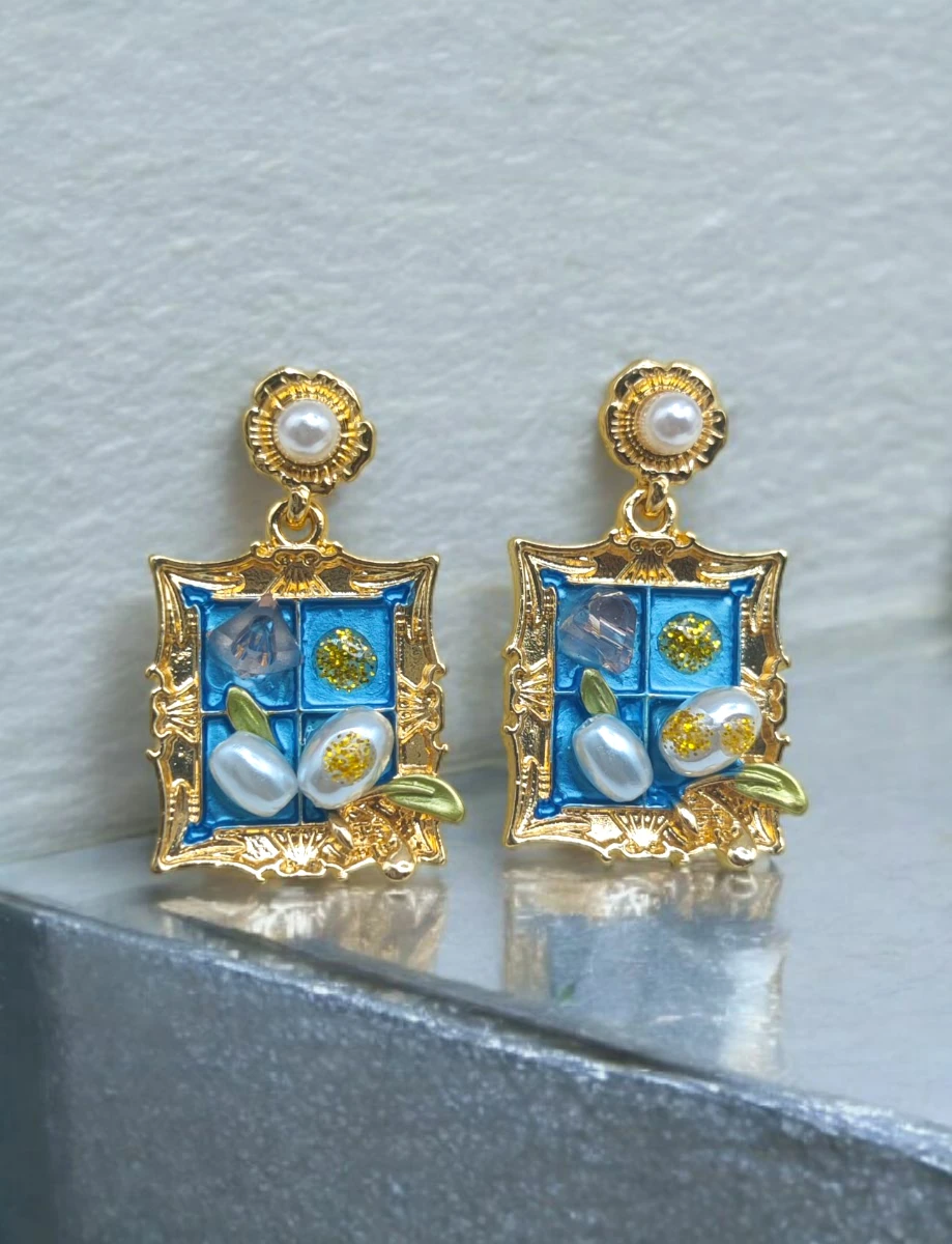 Earring
