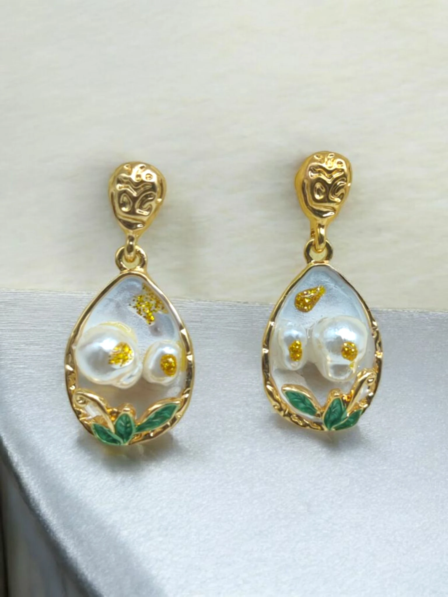 Earring
