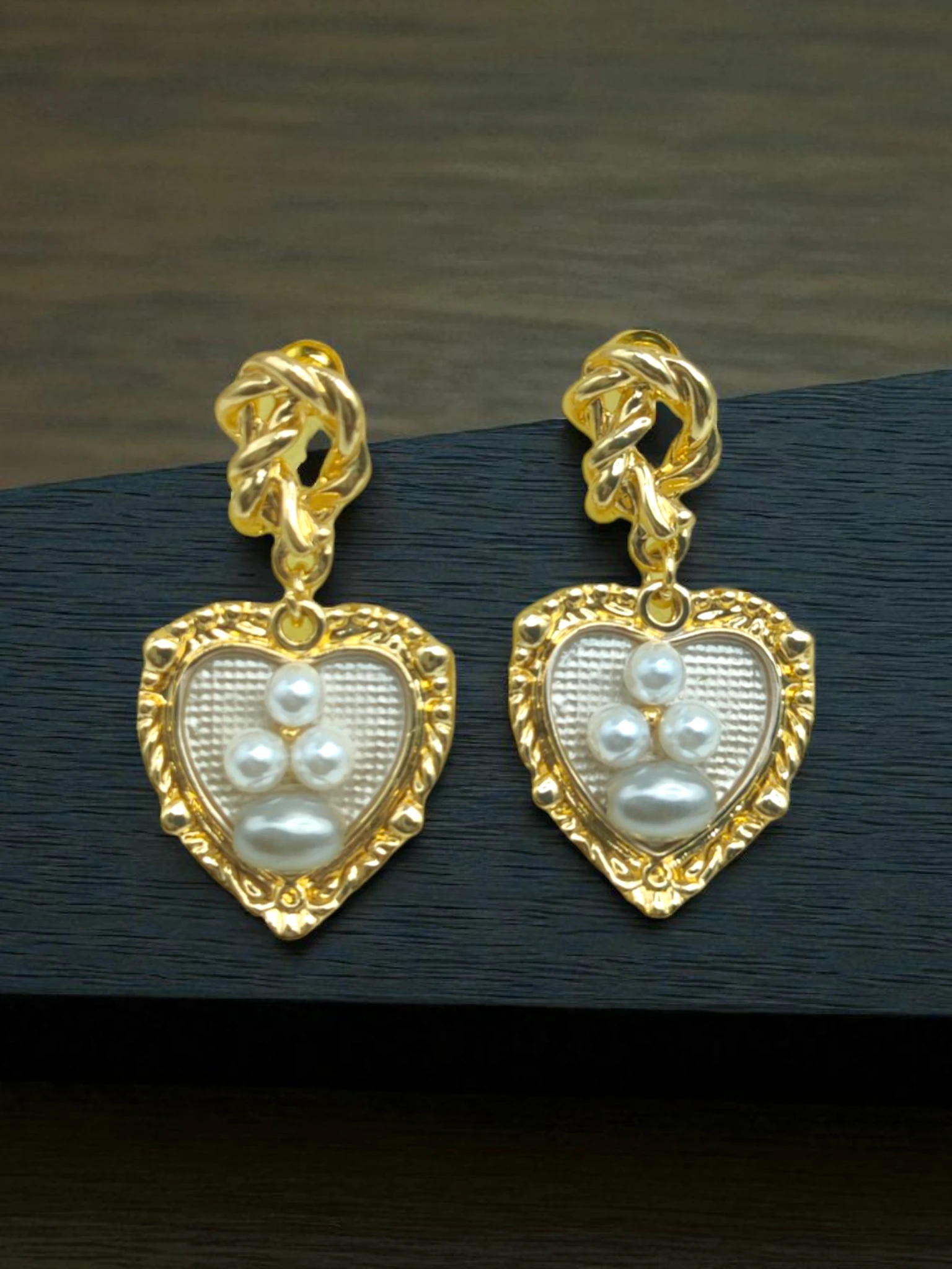 Earring